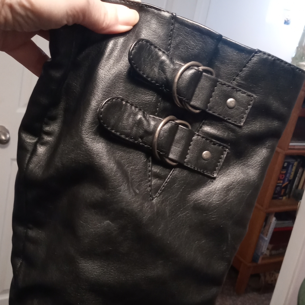 Boots - Picture 3 of 3